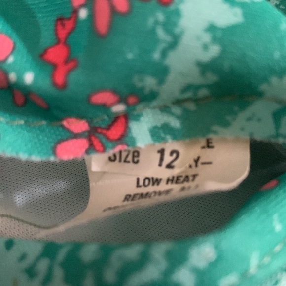 Vintage green and pink flare collar 70s dress. Size 12 perfect condition - Picture 9 of 10